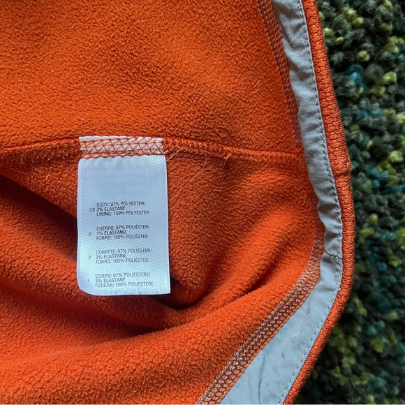 The North Face Orange Quarter Zip (M) - Picture 6 of 9